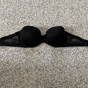 Black Strapless Bra
